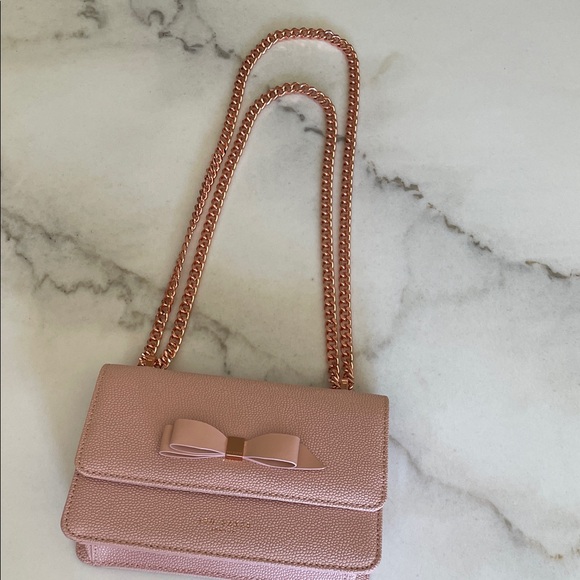 Elegant Pink Bow Chain Shoulder Bag - Picture 1 of 5